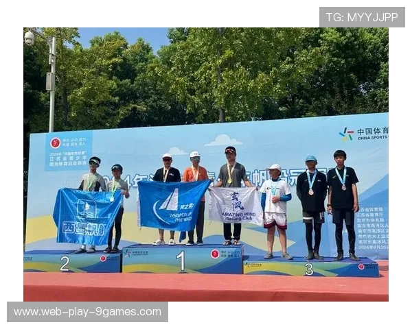 冠军球队球员携手社区开启青少年体育新篇章