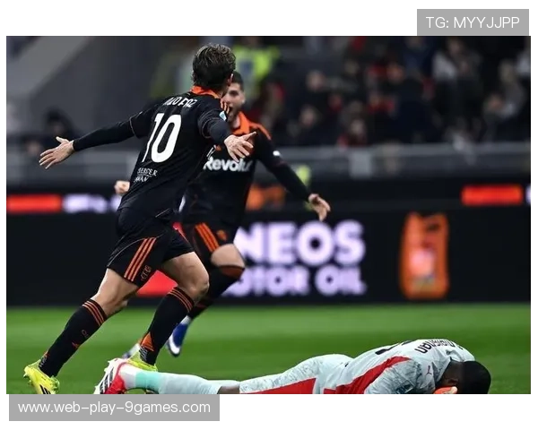 国米四连胜不败，紧随拜仁与阿森纳，在欧冠小组赛中独占鳌头，国米和阿森纳底蕴